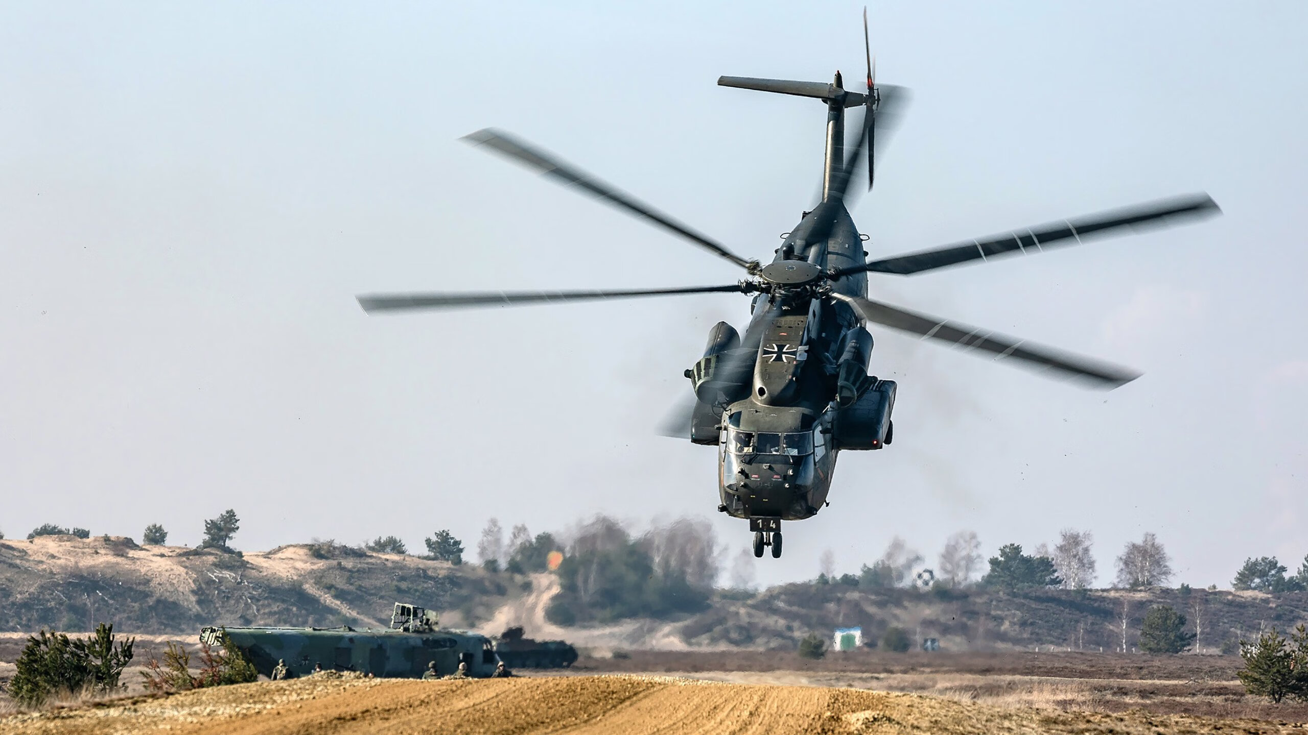 爱游戏体育（AYX）官方APP下载-赛场之外运动员公益行动频频传递正能量引人关注，运动员公益广告