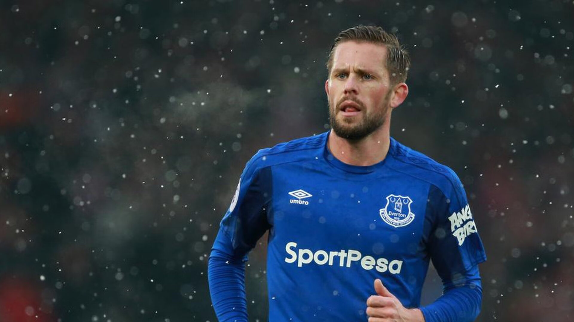 爱游戏体育APP下载-穿越火线 联赛积分榜战况紧张，穿越火线端游联赛